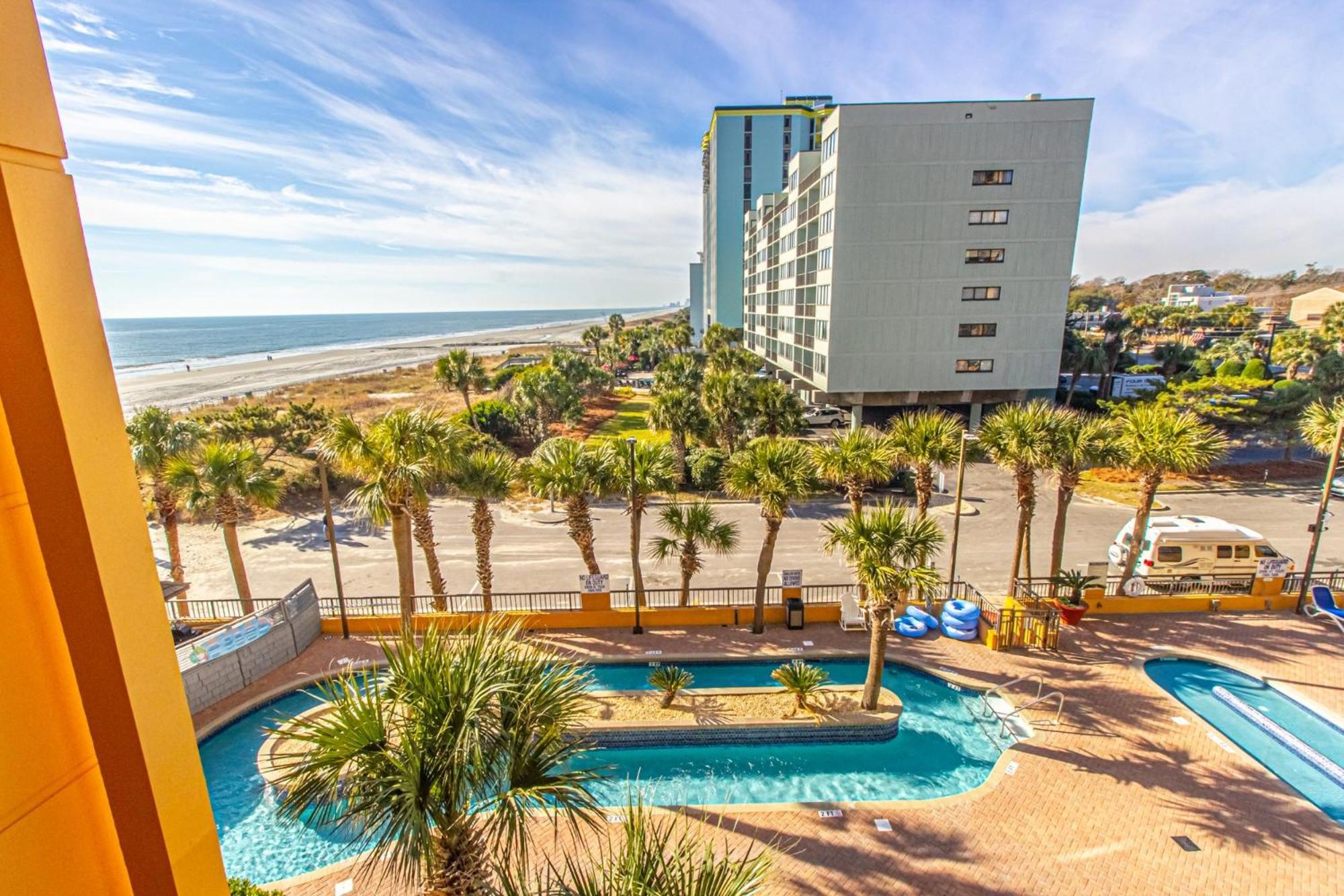 Oversized Ocean View Queen Suite With Beautiful Fireplace And Accents - Sleeps 4 Guests! Myrtle Beach Quarto foto